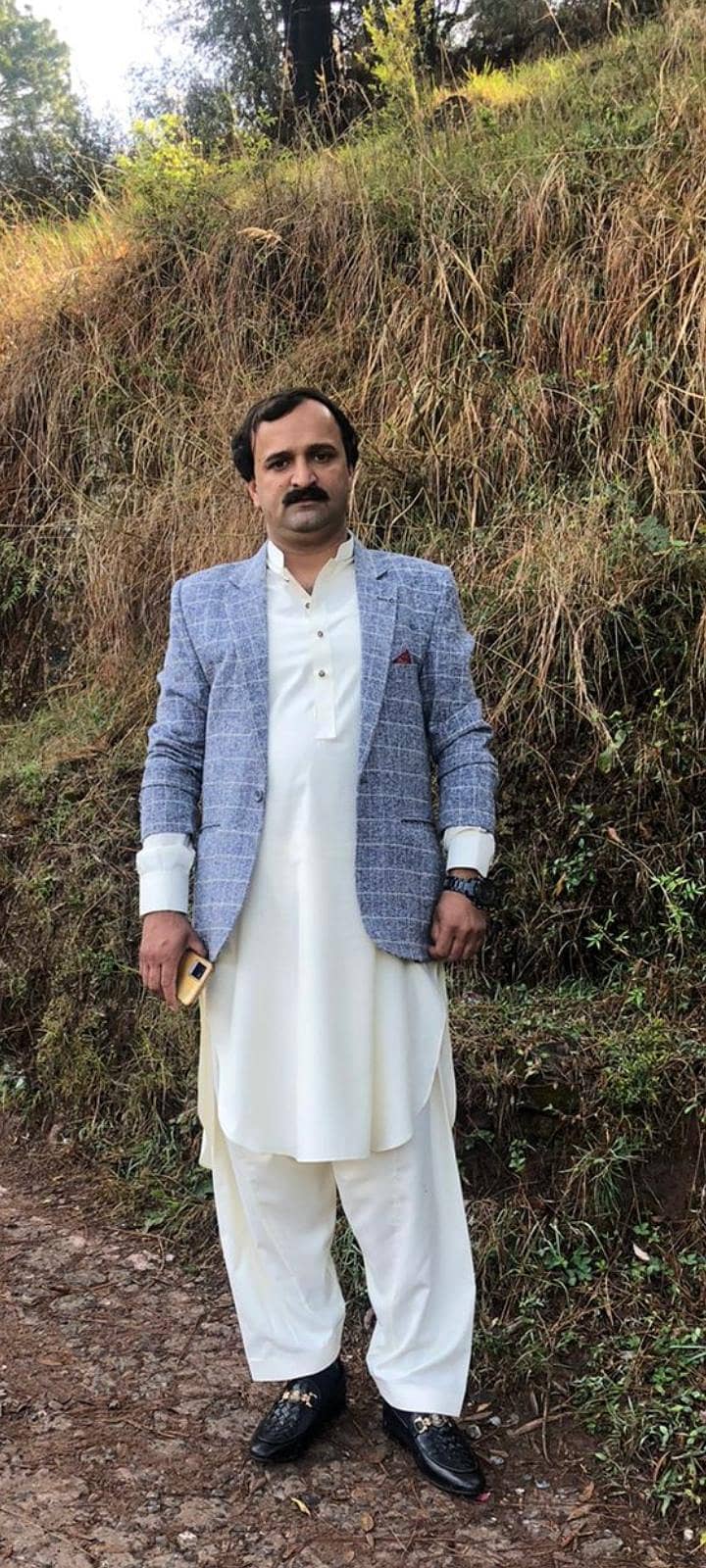مجھے ڈرائیونگ جاب کی ضرورت ہے 0