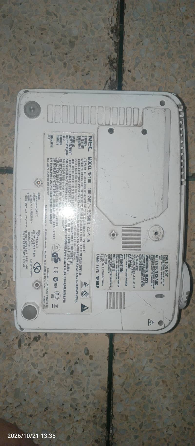 NEC NP 100 PROJECTOR 3
