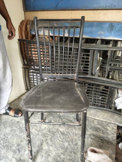 18 Chairs for restaurant