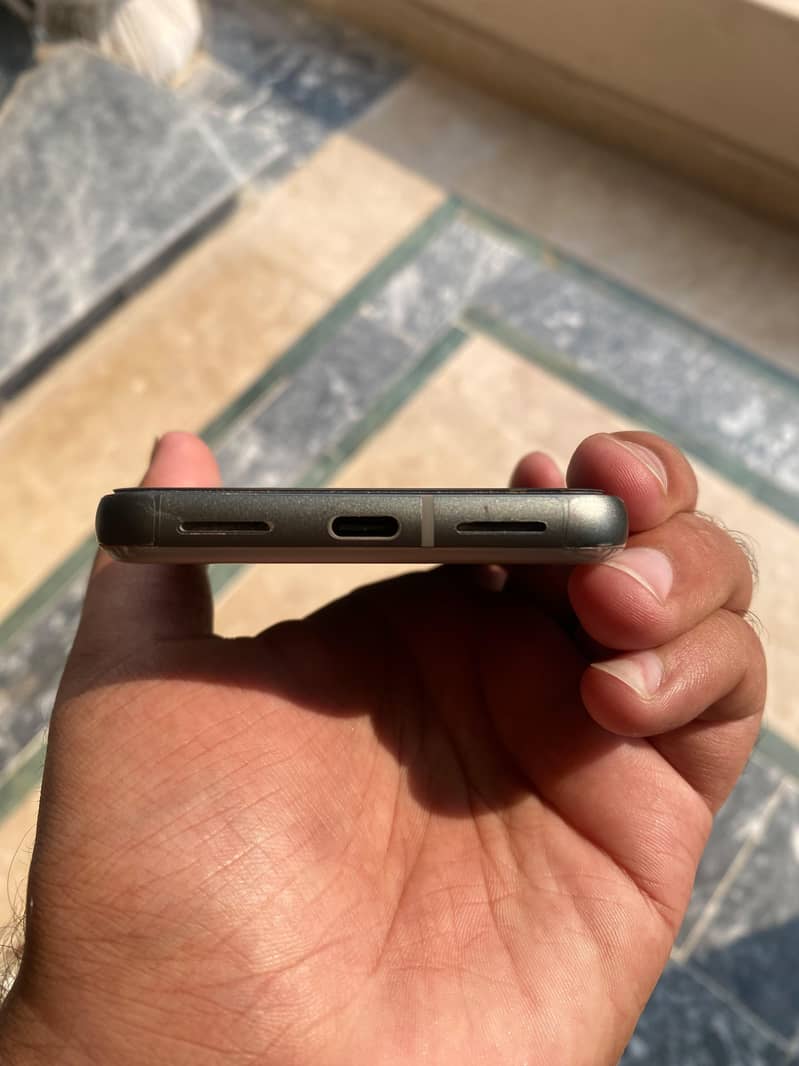Google Pixel 8 1
