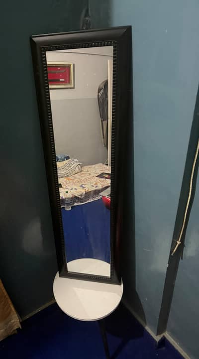 Title: Brand New Mirror with Border – 4 Feet Height