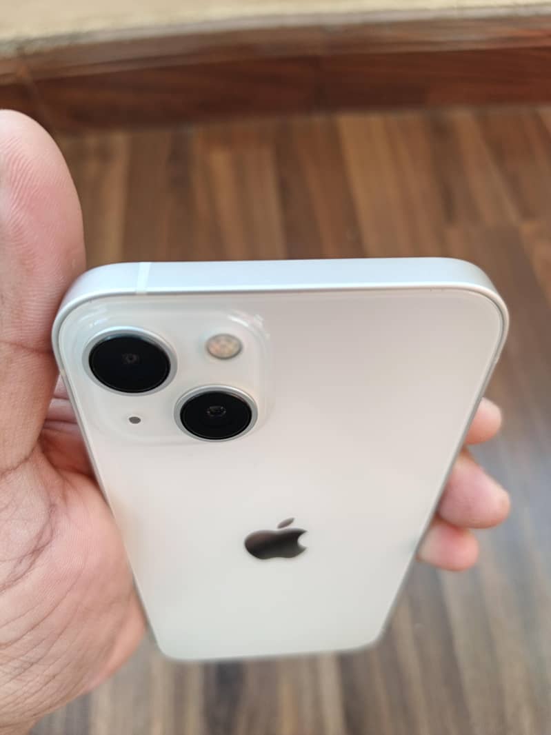 Apple iPhone 13 1