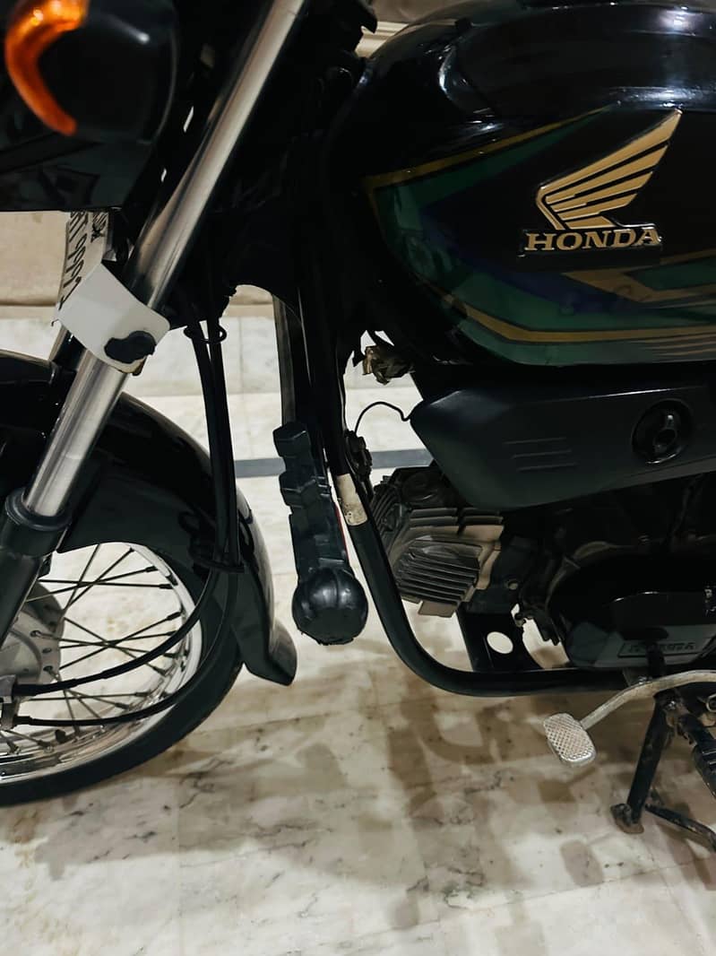 Honda Prioder 2023 6