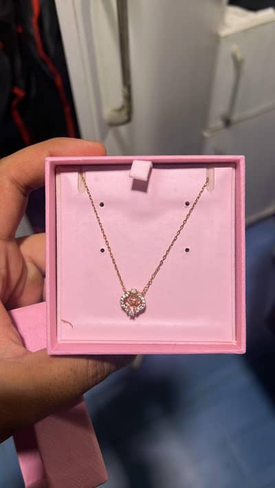 Necklace 18k rose gold finish