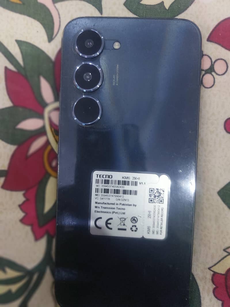 Tecno CAMON 40 Pro 2