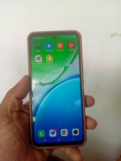 10+10 condition all okay no fault no box no charger only mobile phone