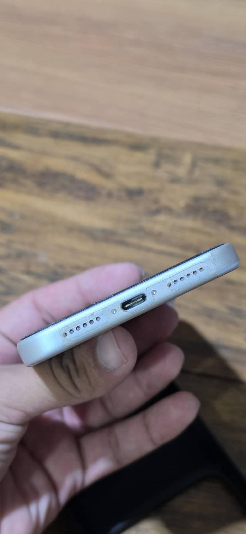 Apple iPhone 17 Pro Max 3