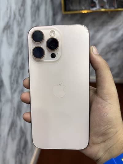 Apple iPhone 16 Pro Max