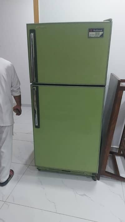 Refrigerator _ frosted