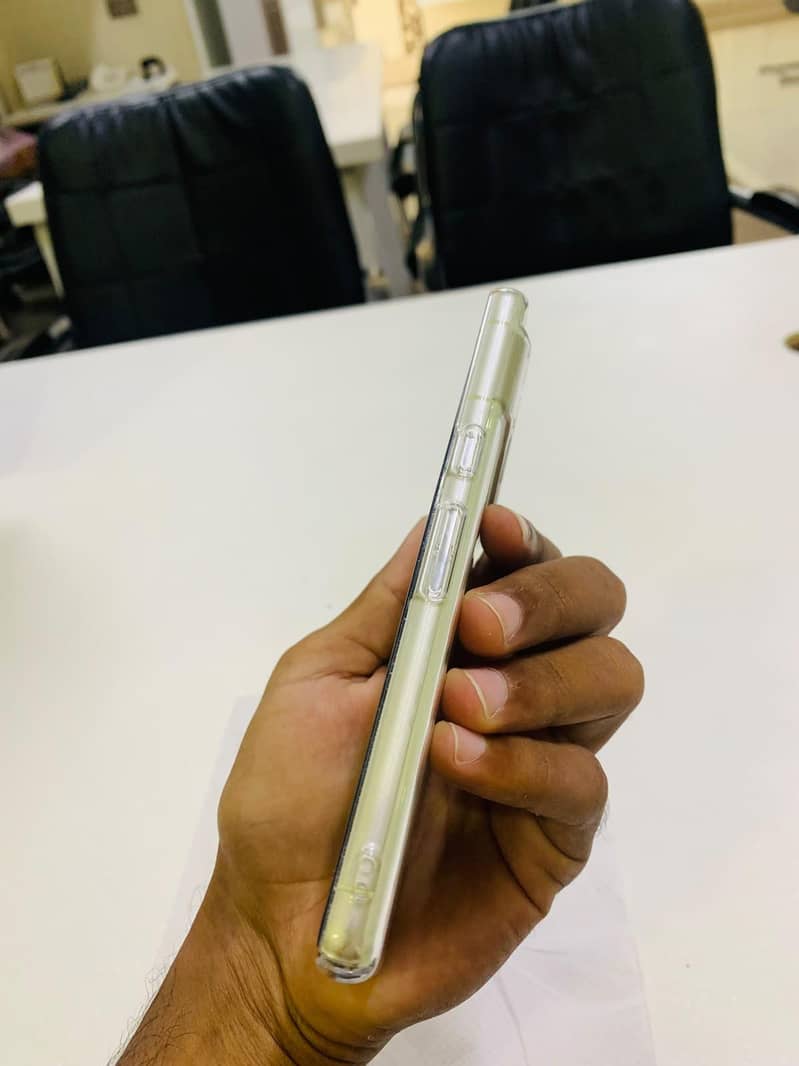 Google Pixel 7 3