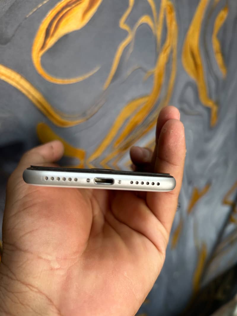 Apple iPhone SE 1