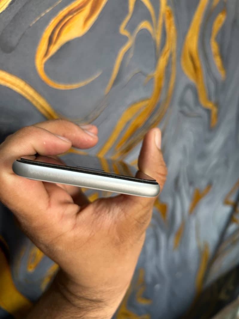 Apple iPhone SE 5