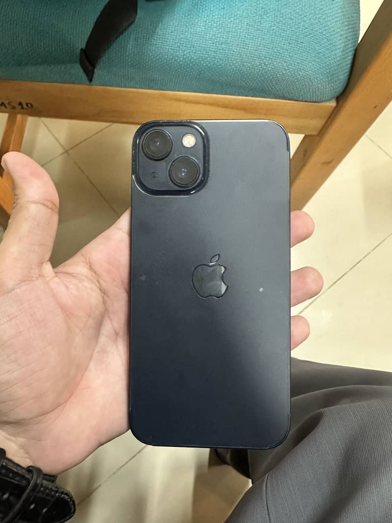Apple iPhone 13 0