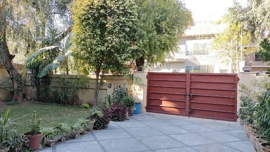 BRAND NEW FULL HOUSE FOR RENT IN F-6