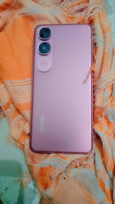 Vivo V21
