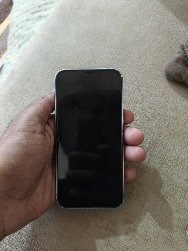 Apple iPhone 12 mini 3