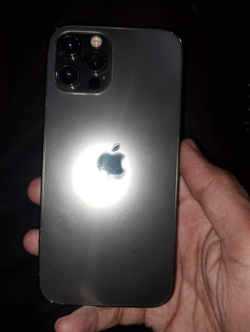 Apple iPhone 12 Pro 1