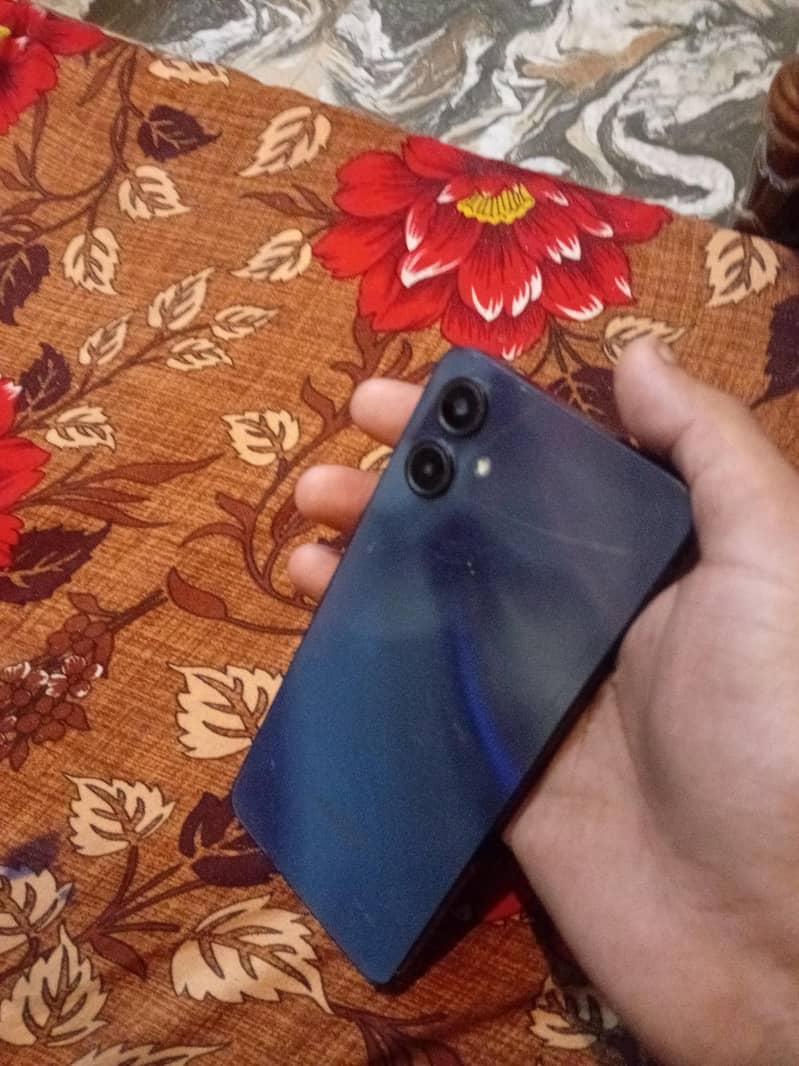 Samsung Mobile A06 3