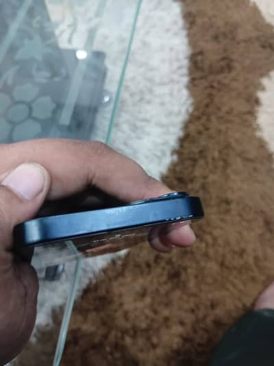 Apple iPhone 14