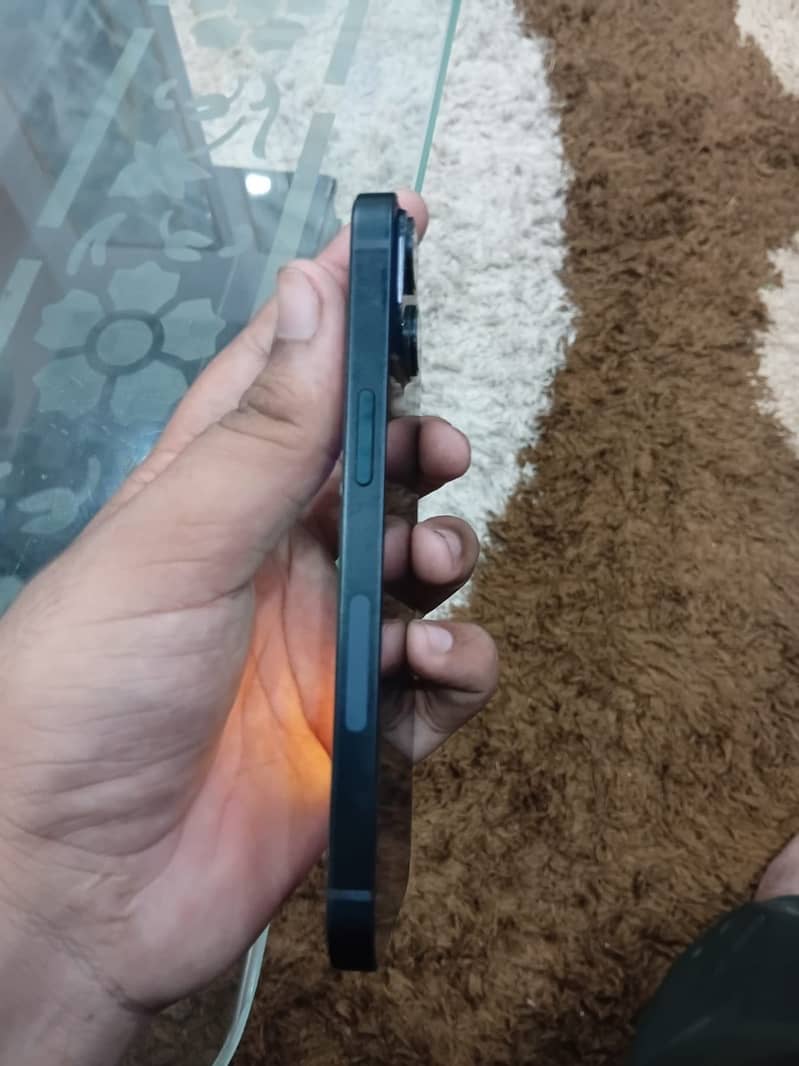 Apple iPhone 14 1