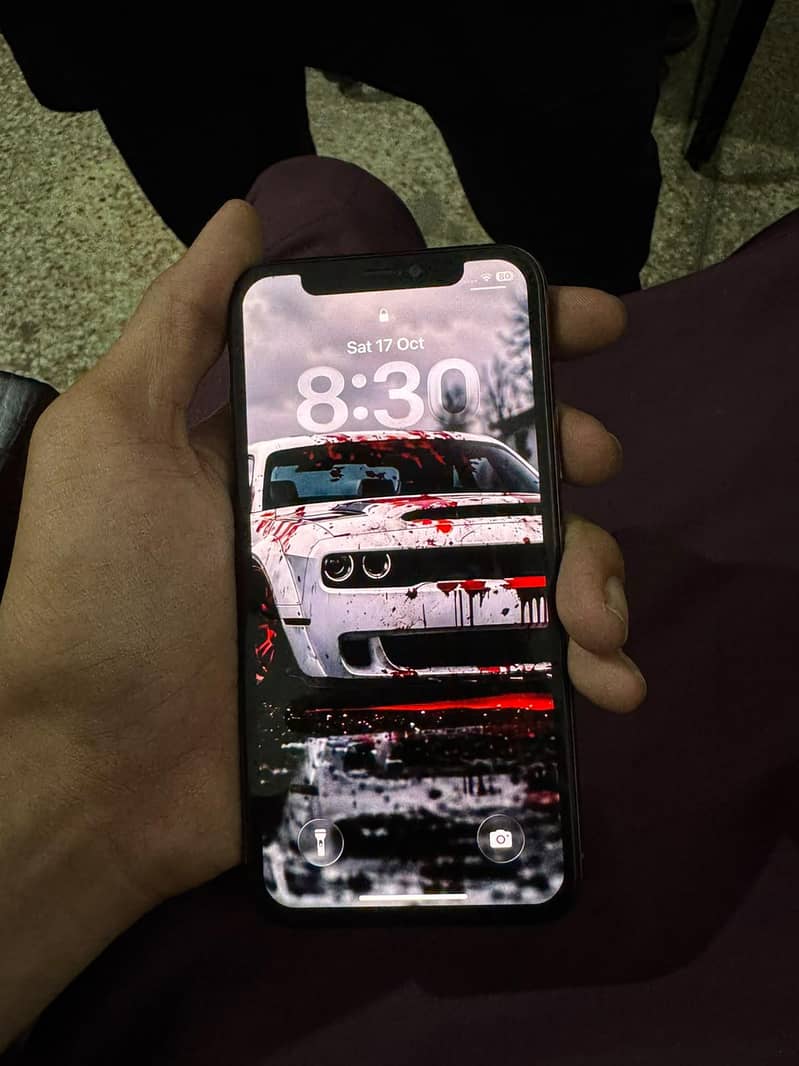 Apple iPhone 11 Pro 1