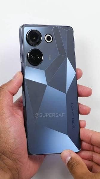 TECNO CAMON 20 pro | 8GB| 256GB| COMPLETE BOX AND CHARGER|