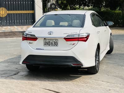 Toyota Corolla Altis Grande X CVT 1.8