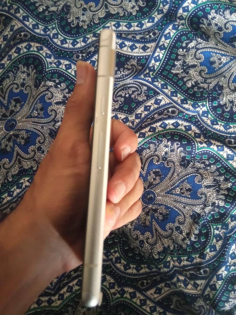 Google Pixel 7a for sell 1