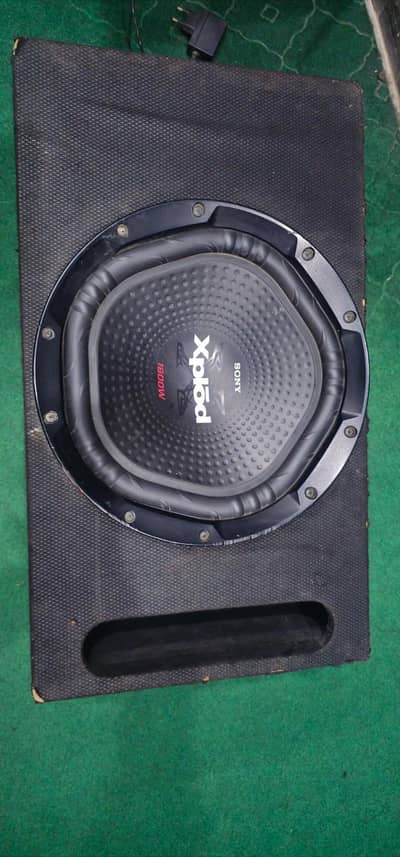 Sony Xplod Original 1800w + Dellson Amp 4 Channel