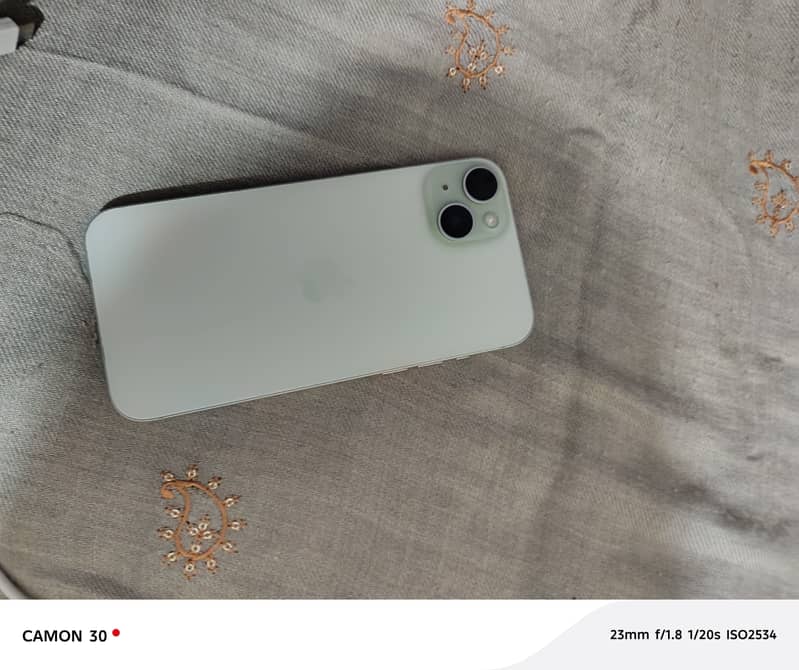 Apple iPhone 15 plus 2