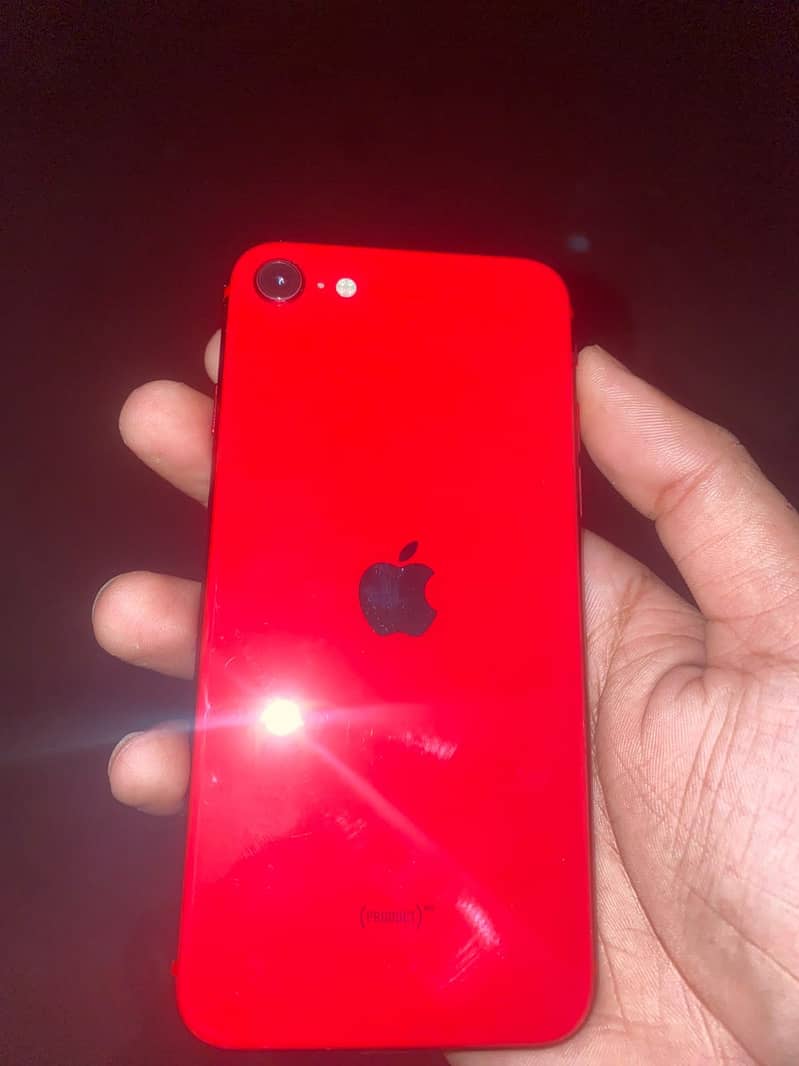 Apple iPhone SE 2022 0