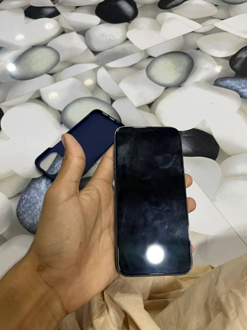 Apple iPhone 14 Pro Max 5