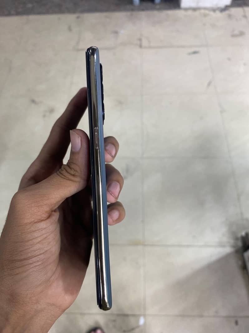 OPPO Reno 4