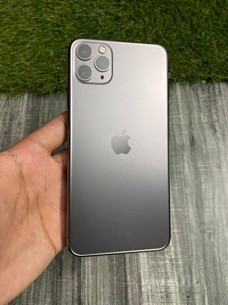 iPhone 11 Pro Max 9