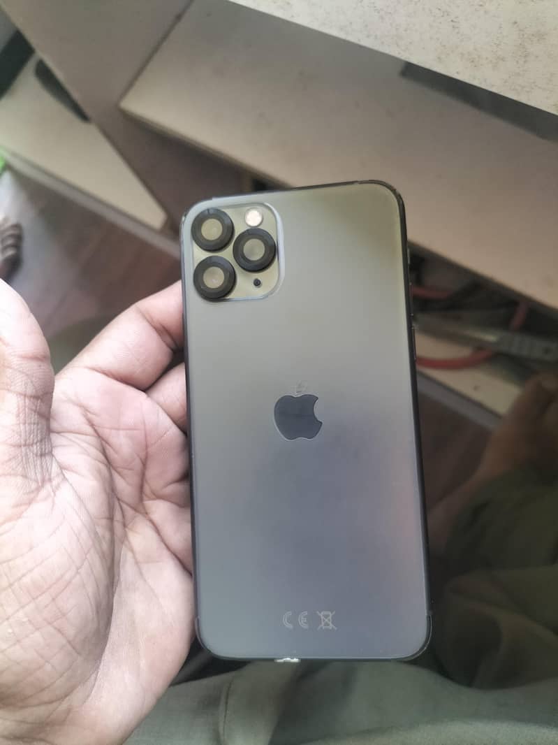 Apple iPhone 11 Pro 0