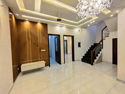 brand new 10 Marla upper portion for rent in lake city meadows