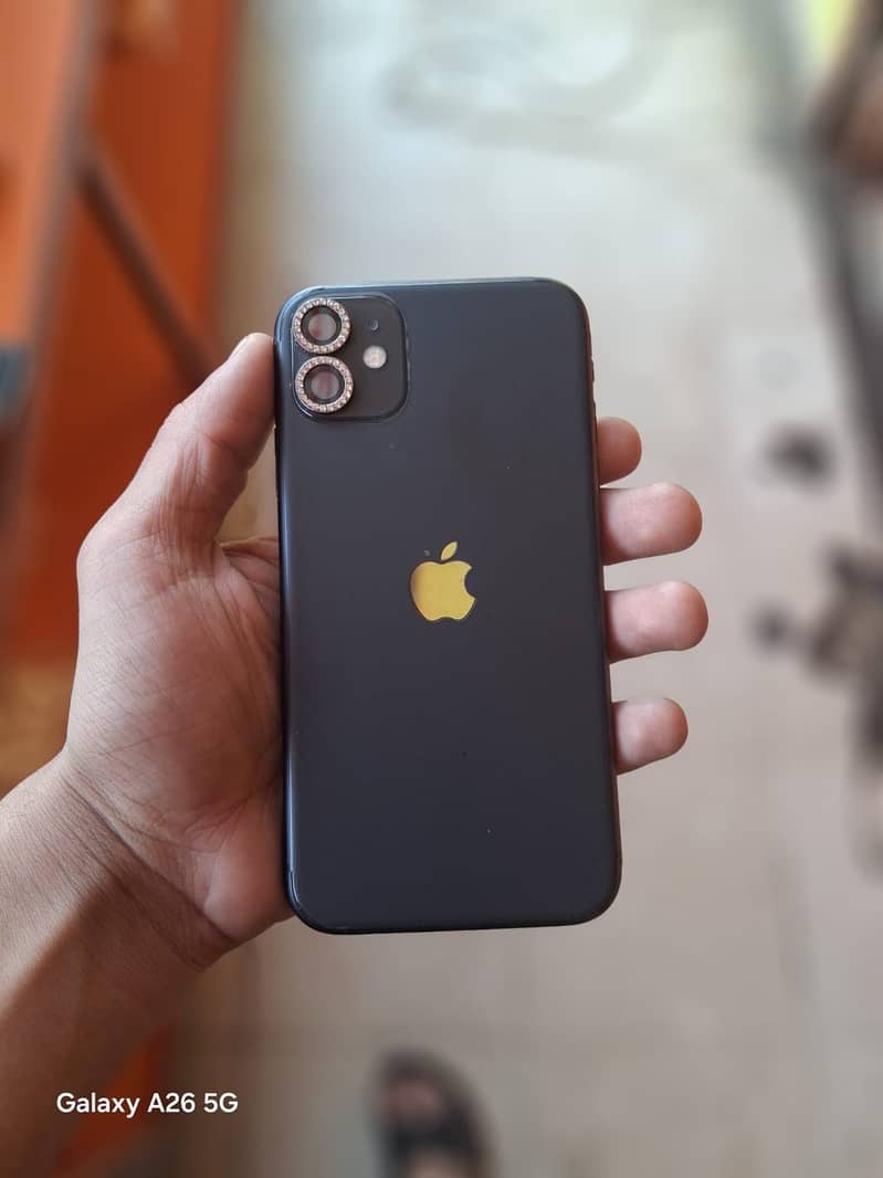Apple iPhone 11 0