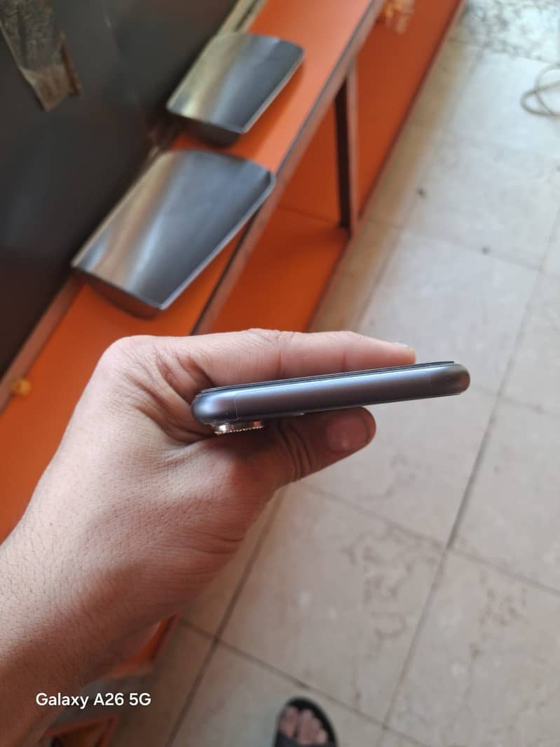 Apple iPhone 11 2
