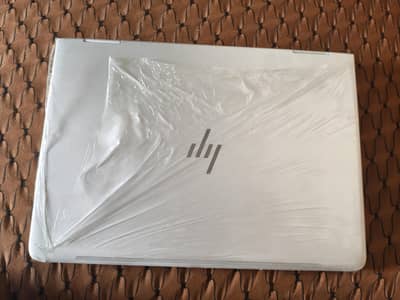 Hp elite book spectre i7 8th generation