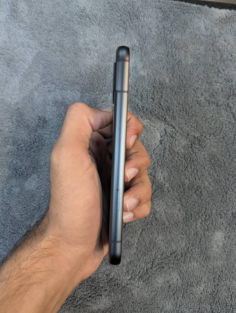 Google Pixel 8a 1
