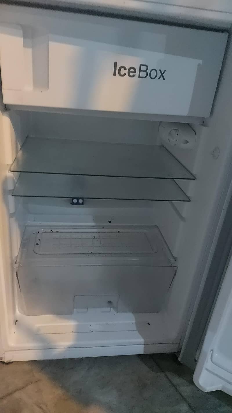 Mini fridge 1