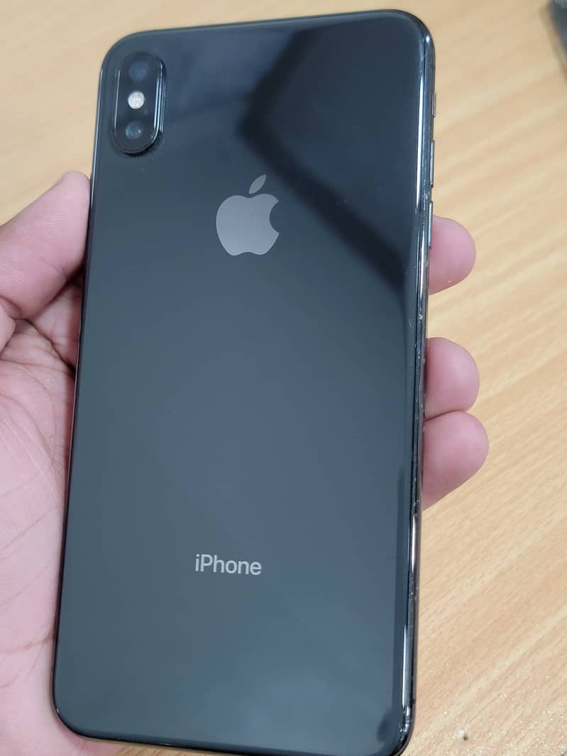 Apple iPhone XS Max 2
