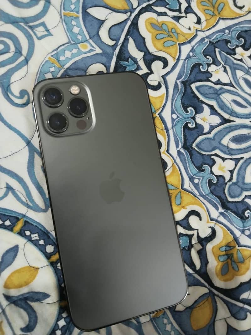 Apple iPhone 12 Pro 2