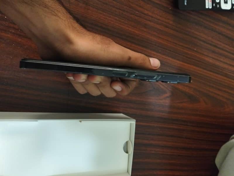 Infinix Note 30 8