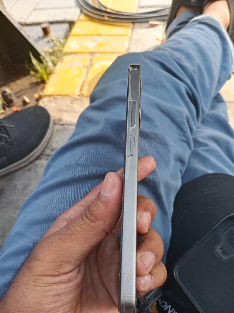 OPPO A5 Pro 0