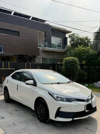 Toyota Corolla XLI 2018 Model Automatic Transmission