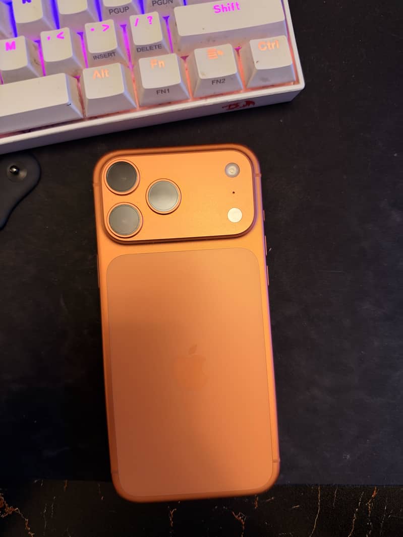 Apple iPhone 17 Pro Max 2
