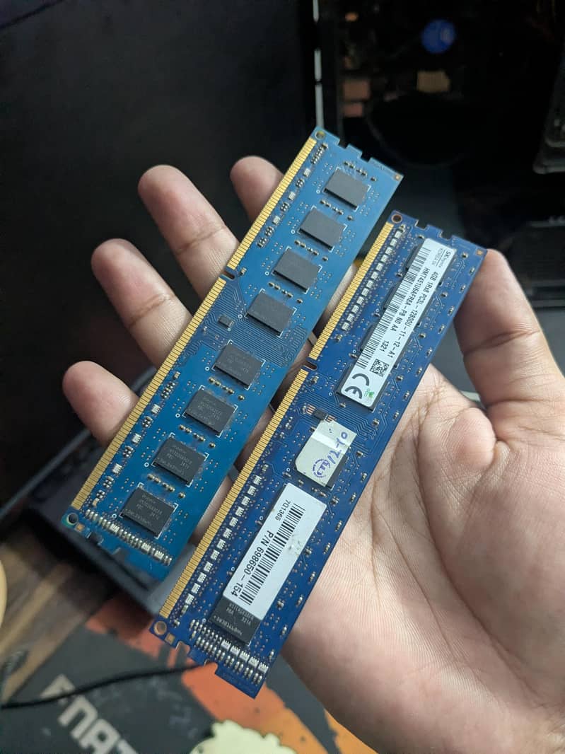 Intel Core i5 Processor + 8GB RAM 2