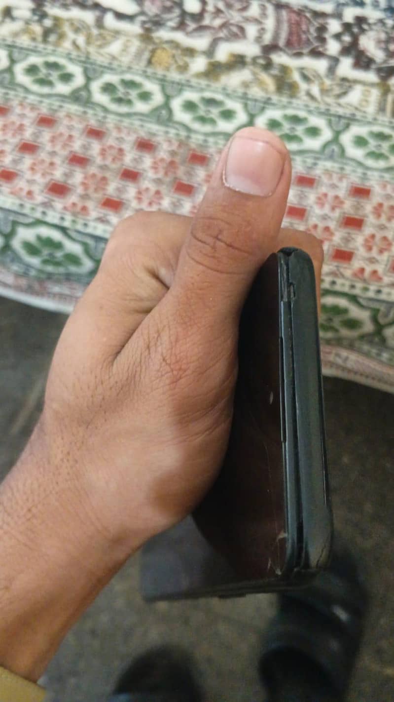 Tecno Pova 2 3