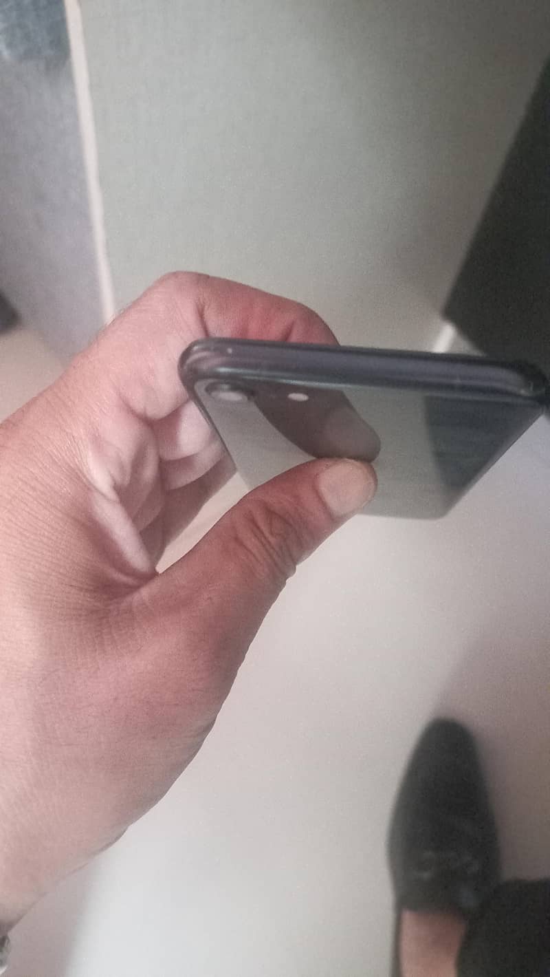 Apple iPhone 2020 4